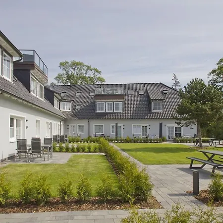 Mit Balkon, Gratis Sauna- Und Schwimmbadnutzung Im Ahoi In Sellin - Haus Inselwind Meersonne * Groß Zicker