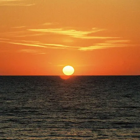 Lägenhet Mit Balkon, Gratis Sauna- Und Schwimmbadnutzung Im Ahoi In Sellin - Haus Inselwind Meersonne