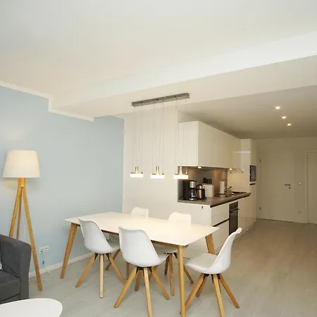 Apartman Mit Balkon, Gratis Sauna- Und Schwimmbadnutzung Im Ahoi In Sellin - Haus Inselwind Meersonne *